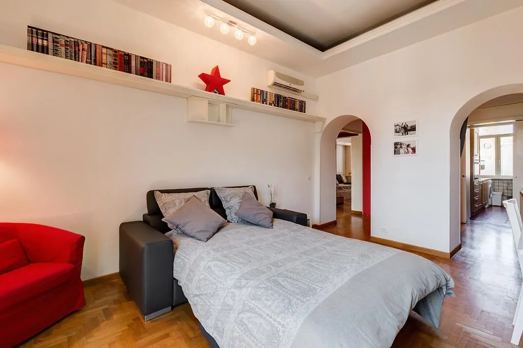 Apartment Lulu House Hotel Rome Italy